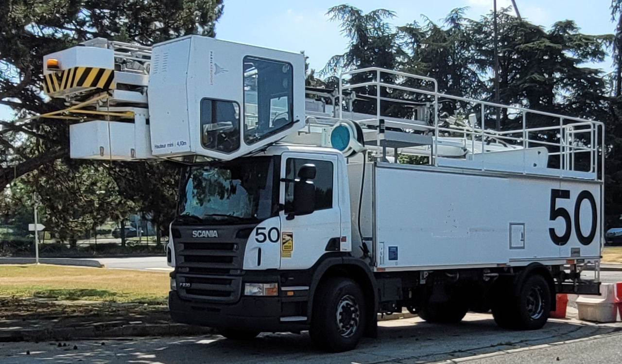 Vestergaard Deicer Elephant Beta - Afisningsmaskine til fly: billede 3 Vestergaard Deicer Elephant Beta - Afisningsmaskine til fly: billede 3