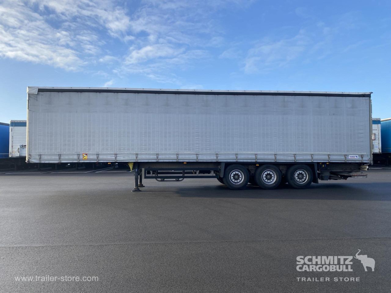 SCHMITZ Curtainsider Standard Taillift - Gardintrailer: billede 4 SCHMITZ Curtainsider Standard Taillift - Gardintrailer: billede 4