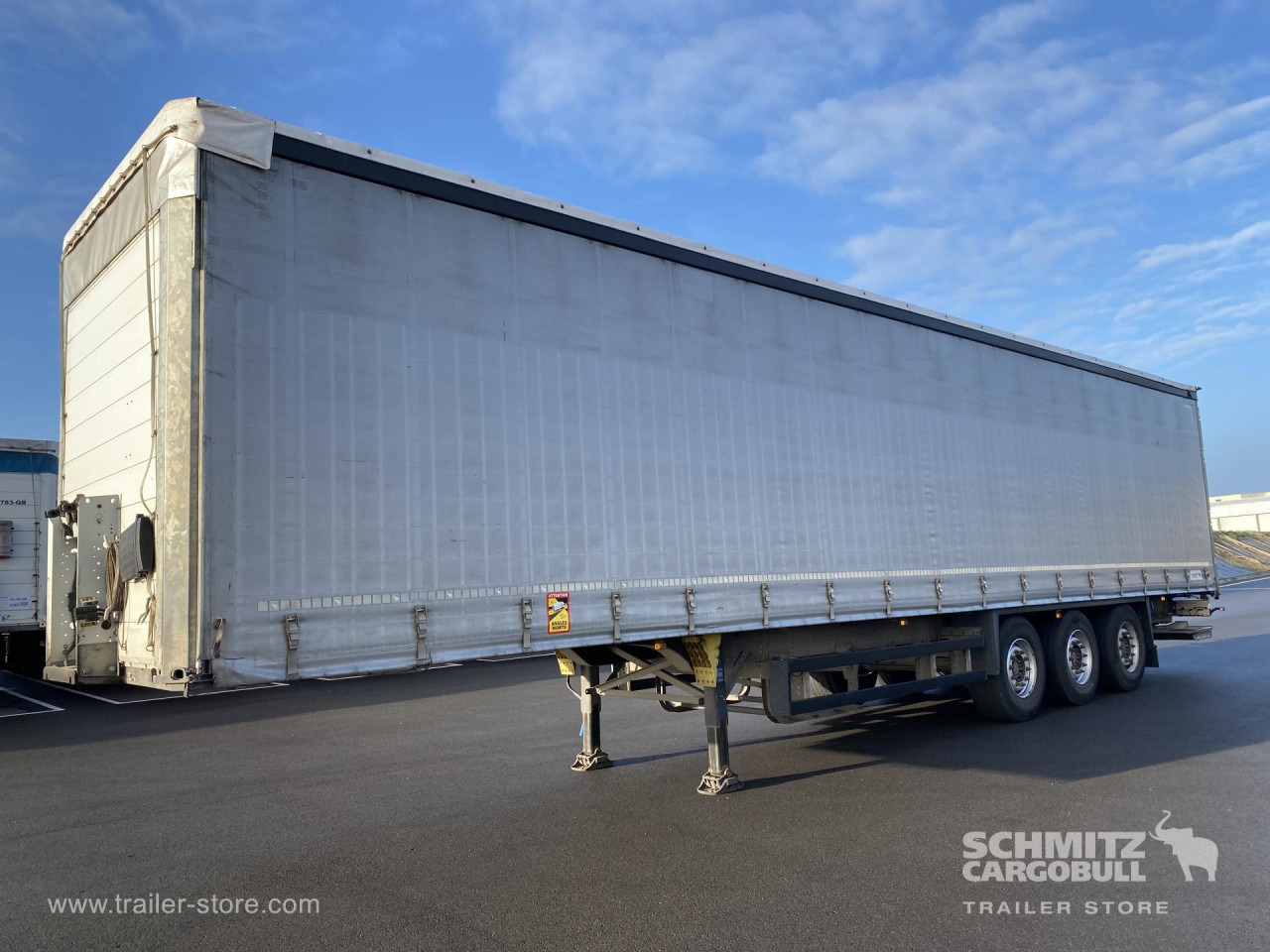 SCHMITZ Curtainsider Standard Taillift - Gardintrailer: billede 1 SCHMITZ Curtainsider Standard Taillift - Gardintrailer: billede 1