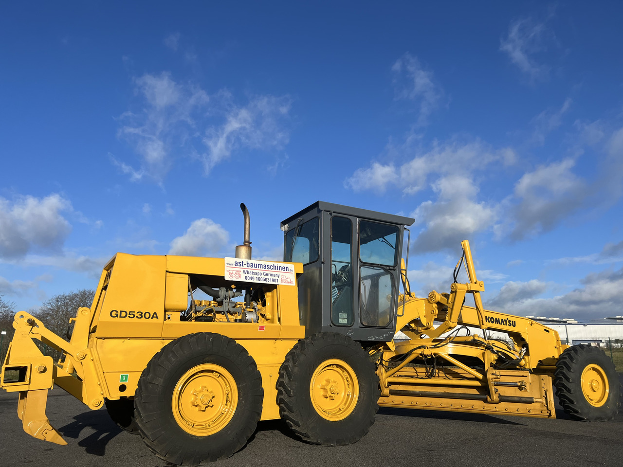 KOMATSU GD530A mit 5-Zahn-Heckaufreisser - Grader: billede 5 KOMATSU GD530A mit 5-Zahn-Heckaufreisser - Grader: billede 5