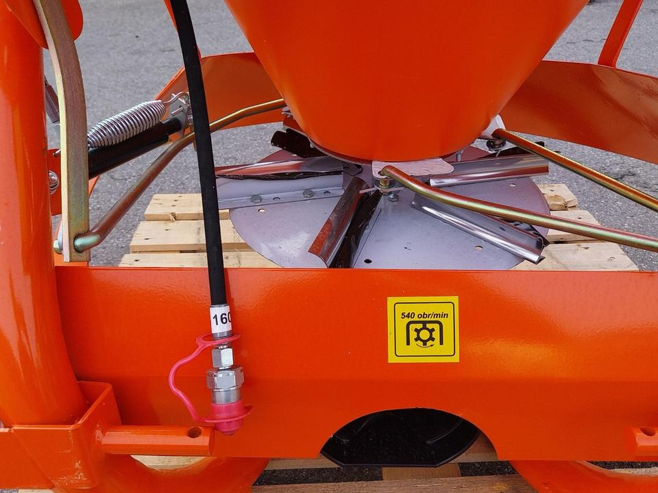 Salzstreuer 200l-500l Sand Splitt Schlepper Traktor Winterdienst - Sand-/ Saltspreder: billede 4 Salzstreuer 200l-500l Sand Splitt Schlepper Traktor Winterdienst - Sand-/ Saltspreder: billede 4