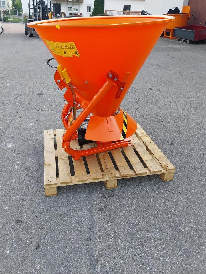 Salzstreuer 200l-500l Sand Splitt Schlepper Traktor Winterdienst - Sand-/ Saltspreder: billede 5 Salzstreuer 200l-500l Sand Splitt Schlepper Traktor Winterdienst - Sand-/ Saltspreder: billede 5