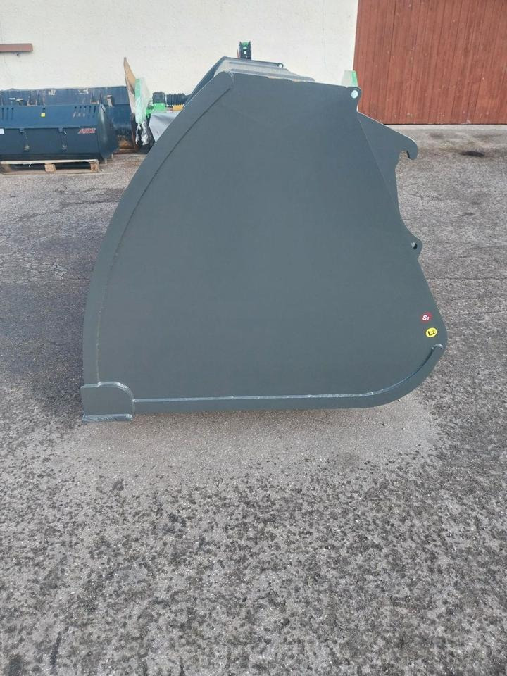 Schaufel XXL Volumen Schlepper Radlader Teleskoplader Fendt Cat - Læsseskovl: billede 5 Schaufel XXL Volumen Schlepper Radlader Teleskoplader Fendt Cat - Læsseskovl: billede 5