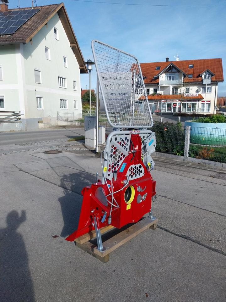 Neue Forstseilwinde Seilwinde Tajfun EGV 45 AHK SG Funk 35 55 65 - Spil for Skovningsmaskine: billede 2 Neue Forstseilwinde Seilwinde Tajfun EGV 45 AHK SG Funk 35 55 65 - Spil for Skovningsmaskine: billede 2