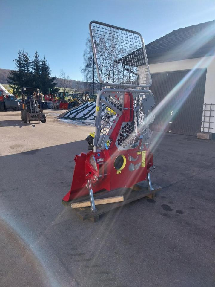 Neue Forstseilwinde Seilwinde Tajfun EGV 55 A , 35, 45, 55, 65,85 - Spil for Skovningsmaskine: billede 4 Neue Forstseilwinde Seilwinde Tajfun EGV 55 A , 35, 45, 55, 65,85 - Spil for Skovningsmaskine: billede 4