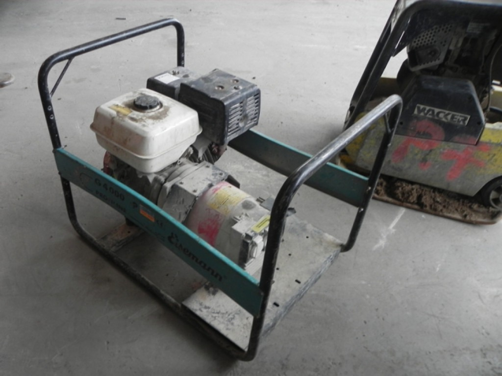 GEMMINGEN GMBH Stromerzeuger Eisemann G4000P Universal - Entreprenørmaskin: billede 3 GEMMINGEN GMBH Stromerzeuger Eisemann G4000P Universal - Entreprenørmaskin: billede 3