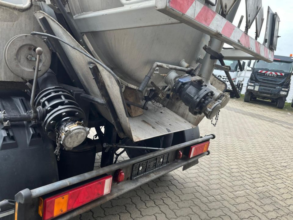 KRONE BDF-Anhänger AZW 18 Tankanhänger Bj-2011 Saug+Druck - Tankanhænger: billede 2 KRONE BDF-Anhänger AZW 18 Tankanhänger Bj-2011 Saug+Druck - Tankanhænger: billede 2