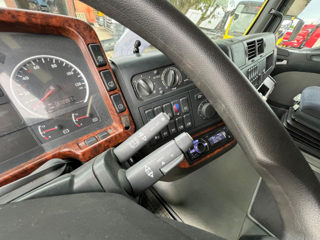 MAN TG-A 41.660 8x4 4 BBS SZM Schwerlast 250 to WSK - Trækker: billede 4 MAN TG-A 41.660 8x4 4 BBS SZM Schwerlast 250 to WSK - Trækker: billede 4