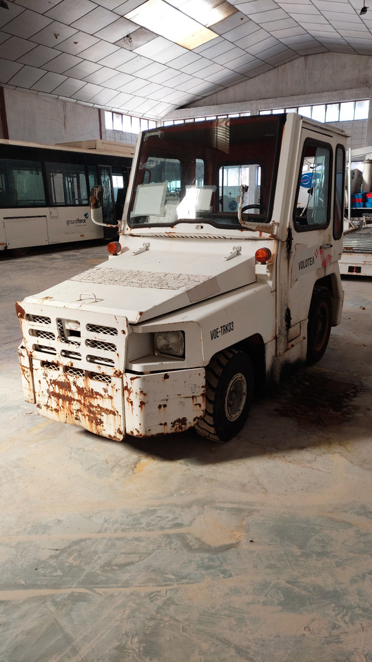 FV02 Nissan Baggage Tractor - Bagagetraktor: billede 1 FV02 Nissan Baggage Tractor - Bagagetraktor: billede 1