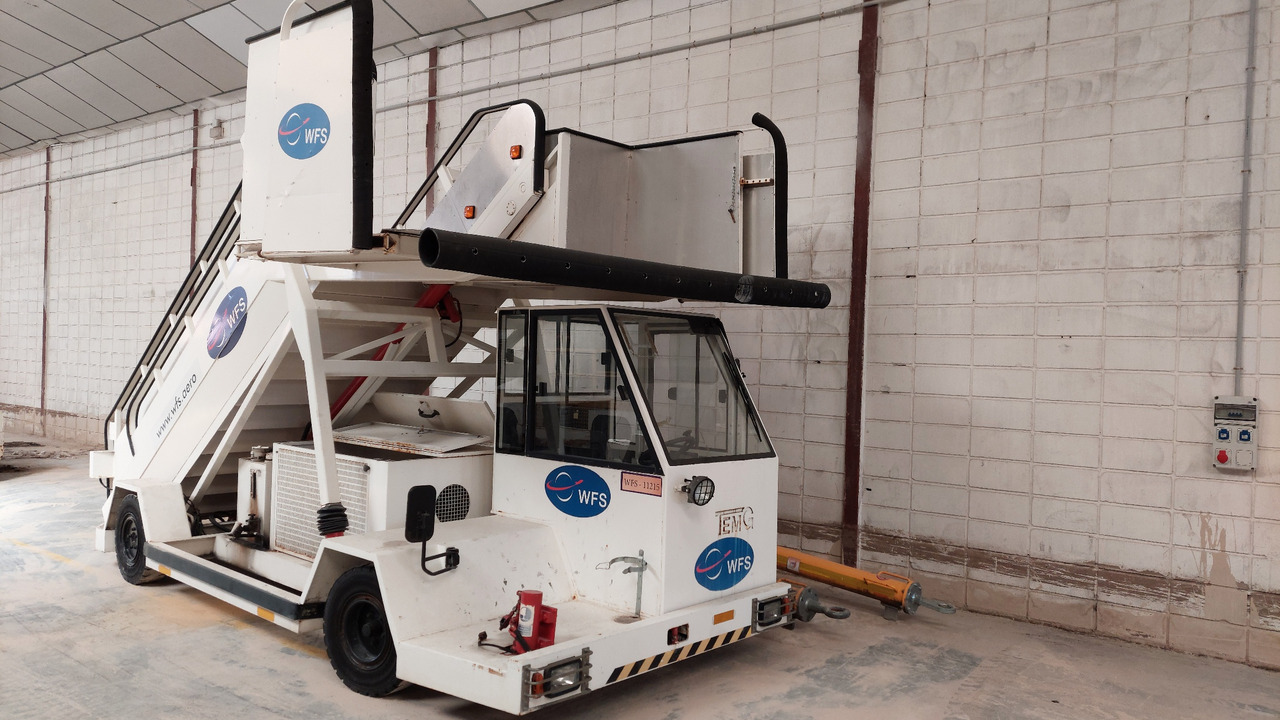 TG-2244 TEMG Passenger stairs - Passagertrappe: billede 1 TG-2244 TEMG Passenger stairs - Passagertrappe: billede 1