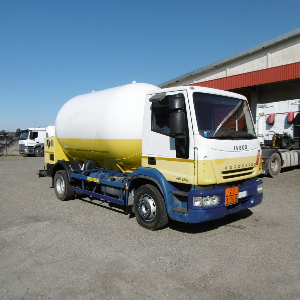 IVECO 150.24 - Tankbil: billede 1 IVECO 150.24 - Tankbil: billede 1