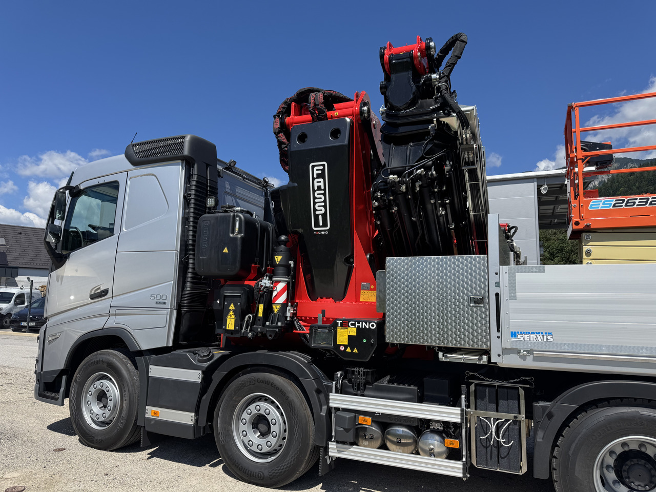 VOLVO Hiab Palfinger Fassi F1450-8 JIB-6 - Lastbil med kran: billede 3 VOLVO Hiab Palfinger Fassi F1450-8 JIB-6 - Lastbil med kran: billede 3