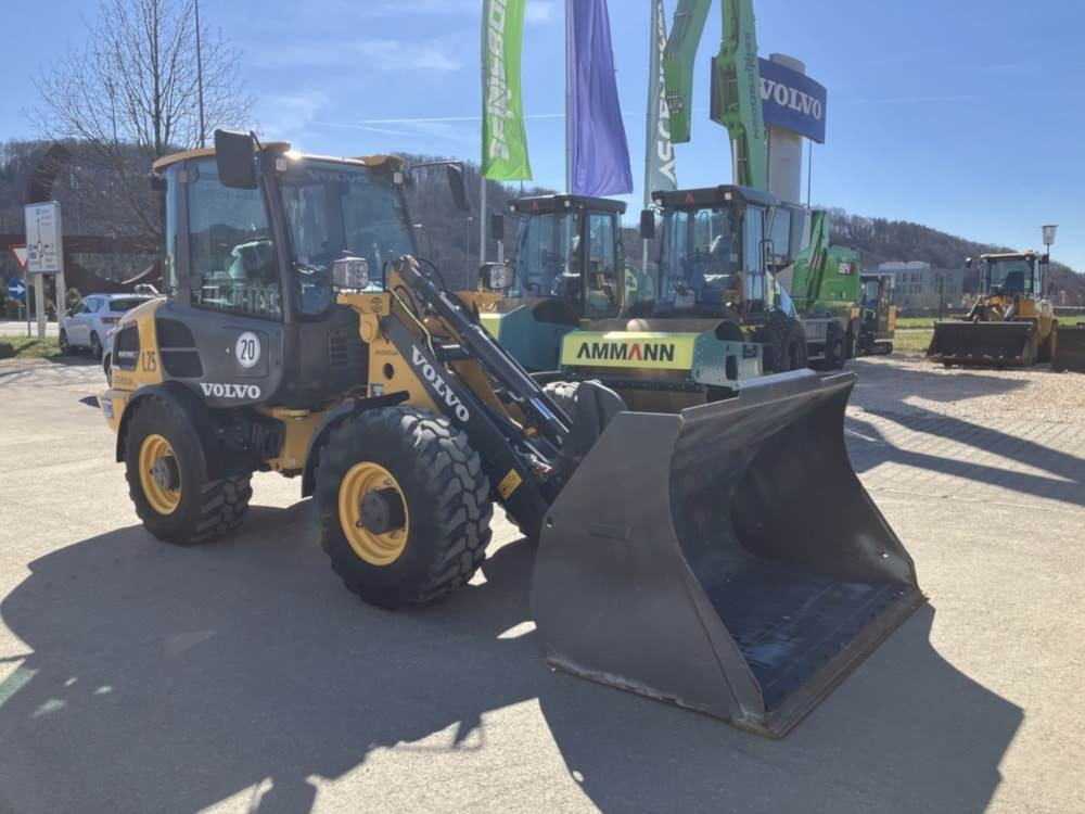 Volvo JL25H Electric - Skridstyret minilæsser: billede 1 Volvo JL25H Electric - Skridstyret minilæsser: billede 1