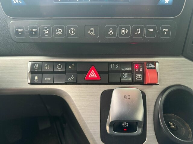 Mercedes-Benz Arocs 3253 8x4 Abrollkipper Kran Palfinger 37002 - Lastbil kroghejs, Lastbil med kran: billede 5 Mercedes-Benz Arocs 3253 8x4 Abrollkipper Kran Palfinger 37002 - Lastbil kroghejs, Lastbil med kran: billede 5