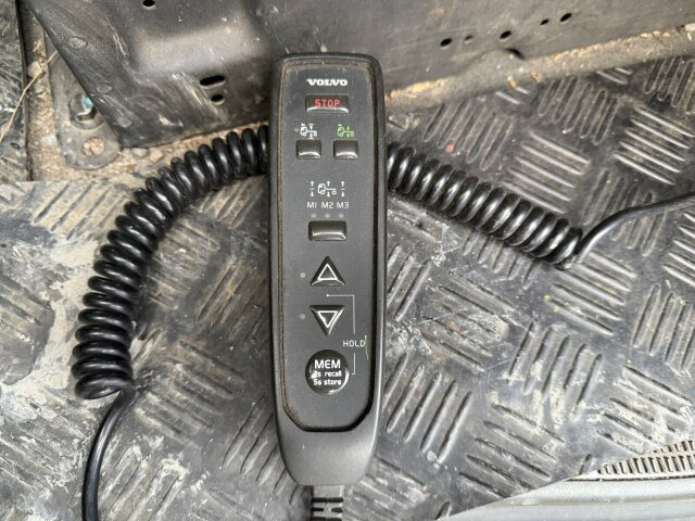 Volvo FH 510 8x4 Holztransporter Kran PENZ *Anhänger - Tømmerbil, Lastbil med kran: billede 4 Volvo FH 510 8x4 Holztransporter Kran PENZ *Anhänger - Tømmerbil, Lastbil med kran: billede 4