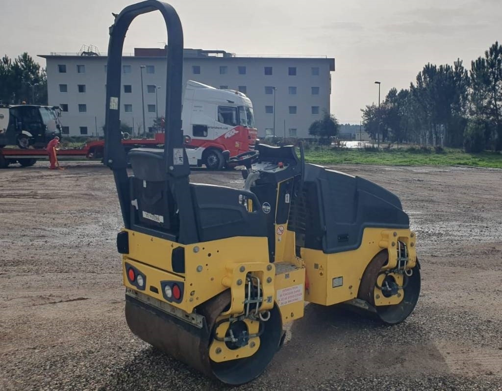 Bomag BW 100 AD M-5 - Vejtromle: billede 2 Bomag BW 100 AD M-5 - Vejtromle: billede 2