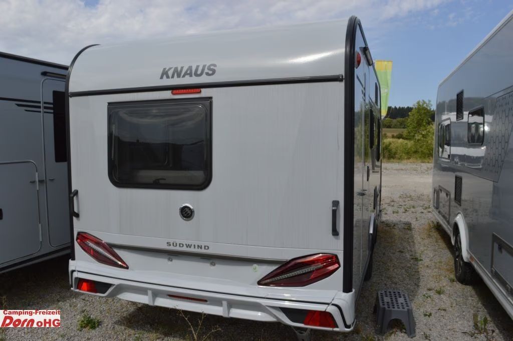 Knaus Südwind 420 QD 60 YEARS Kühlschrank 142l - Campingvogn: billede 3 Knaus Südwind 420 QD 60 YEARS Kühlschrank 142l - Campingvogn: billede 3