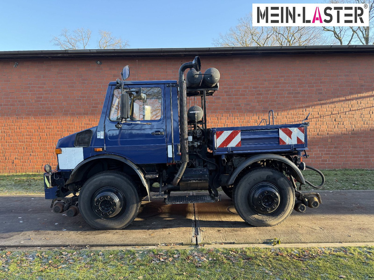 Unimog U 1600 Zweiweg ZW 100 AHK 600t nur 14.089 km - Lastbil: billede 4 Unimog U 1600 Zweiweg ZW 100 AHK 600t nur 14.089 km - Lastbil: billede 4