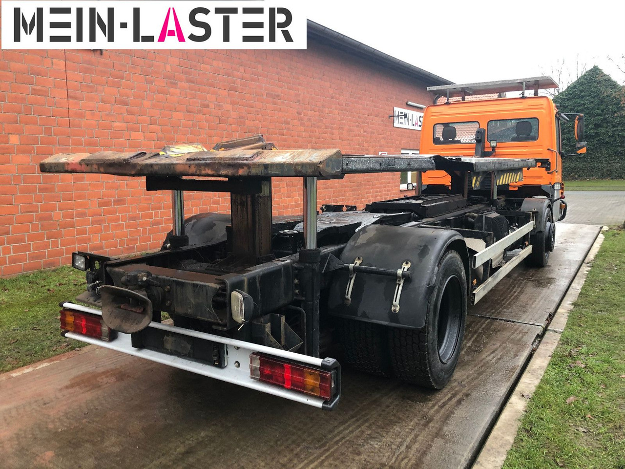 Mercedes-Benz Kamag Wiesel Umsetzter Sattelplatte - Containerbil/ Veksellad lastbil: billede 3 Mercedes-Benz Kamag Wiesel Umsetzter Sattelplatte - Containerbil/ Veksellad lastbil: billede 3