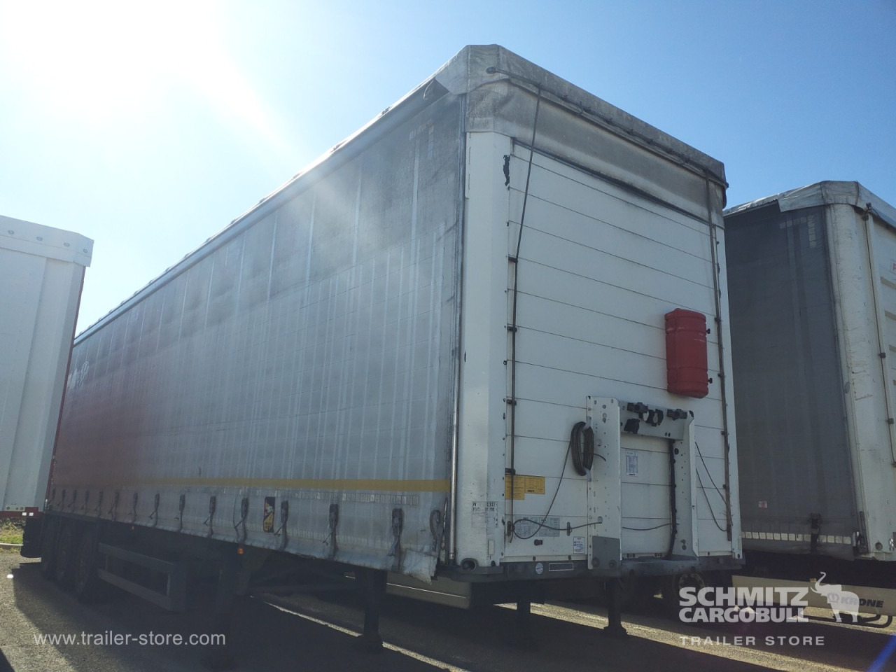 SCHMITZ Curtainsider Standard - Gardintrailer: billede 1 SCHMITZ Curtainsider Standard - Gardintrailer: billede 1