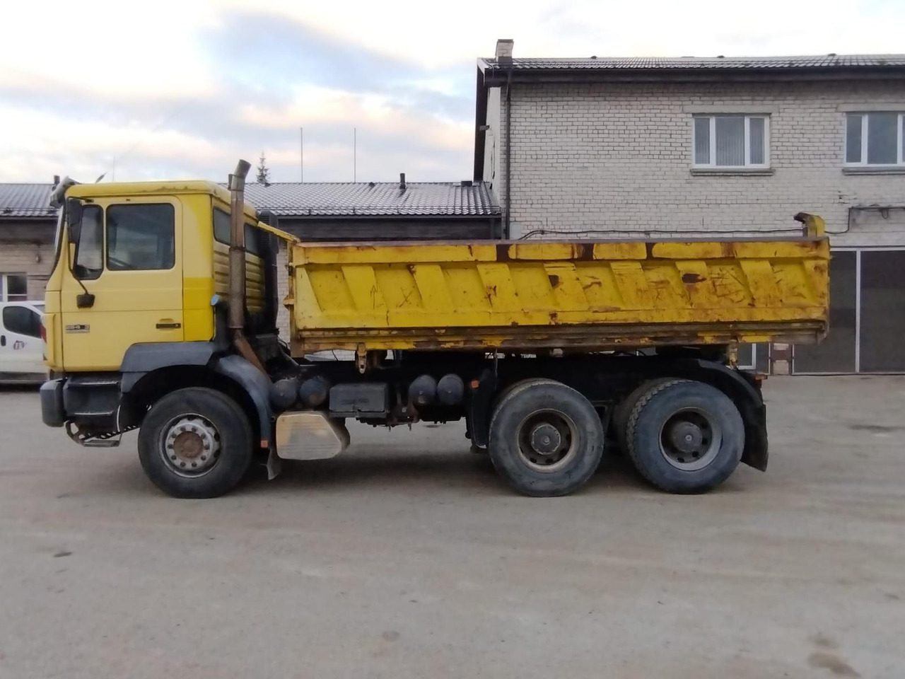 MAN 26.403 - Tipvogn lastbil: billede 5 MAN 26.403 - Tipvogn lastbil: billede 5