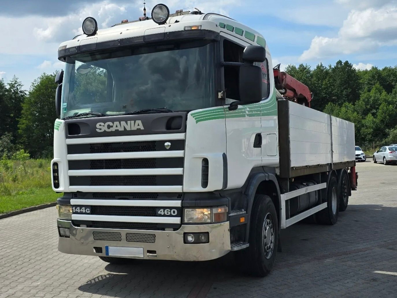 SCANIA 144.460 - Lastbil med lad, Lastbil med kran: billede 2 SCANIA 144.460 - Lastbil med lad, Lastbil med kran: billede 2