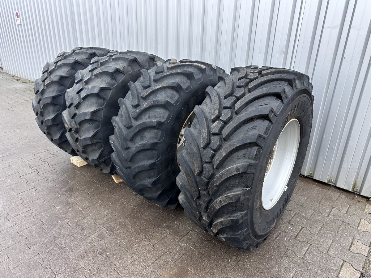 MITAS 445 / 65 R 22.5 Kompletträder - Complet tires - Dæk for Hjulgravemaskine: billede 1 MITAS 445 / 65 R 22.5 Kompletträder - Complet tires - Dæk for Hjulgravemaskine: billede 1