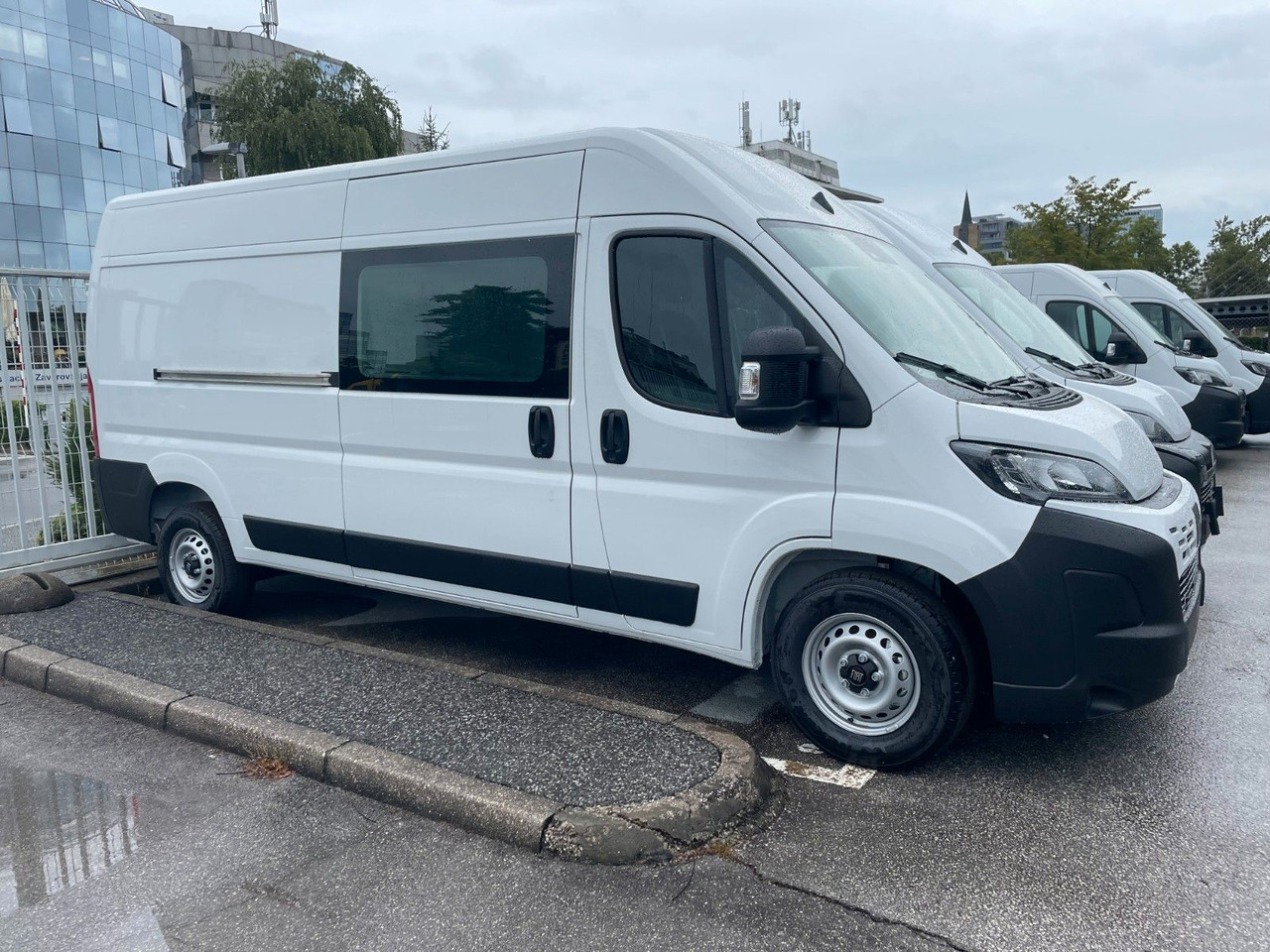 Fiat Ducato 35H L3H2 180 Teilverglast KaWa 2025 - Varevogn: billede 1 Fiat Ducato 35H L3H2 180 Teilverglast KaWa 2025 - Varevogn: billede 1