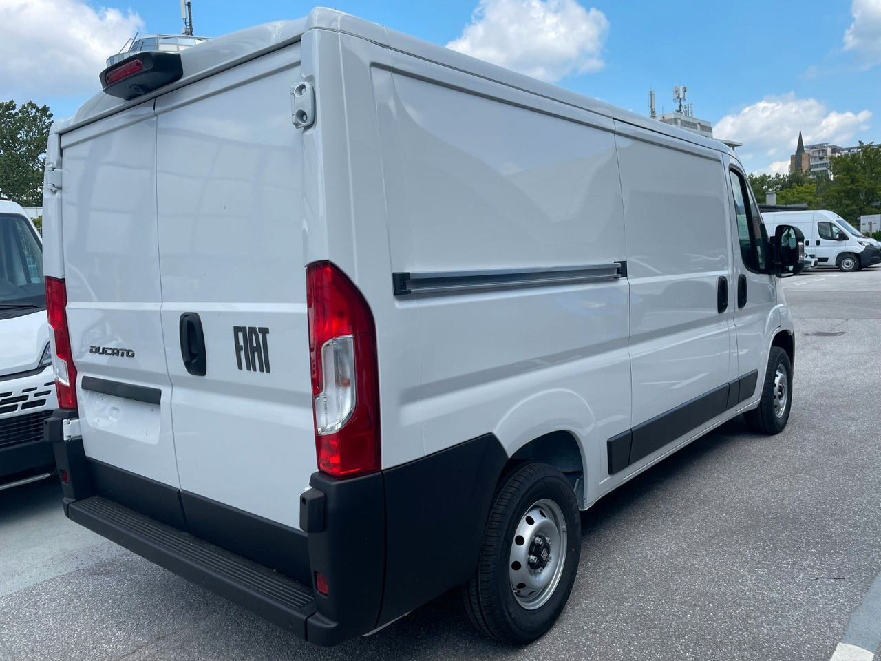 Fiat Ducato S2 30L L2H1 120 Kastenwagen 2025 - Små varebil: billede 4 Fiat Ducato S2 30L L2H1 120 Kastenwagen 2025 - Små varebil: billede 4