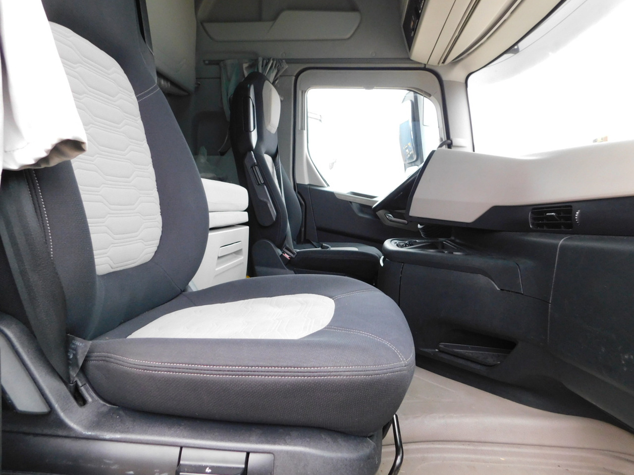 Ford F max ll 4x2 scab e6 12tx2620 - Trækker: billede 5 Ford F max ll 4x2 scab e6 12tx2620 - Trækker: billede 5