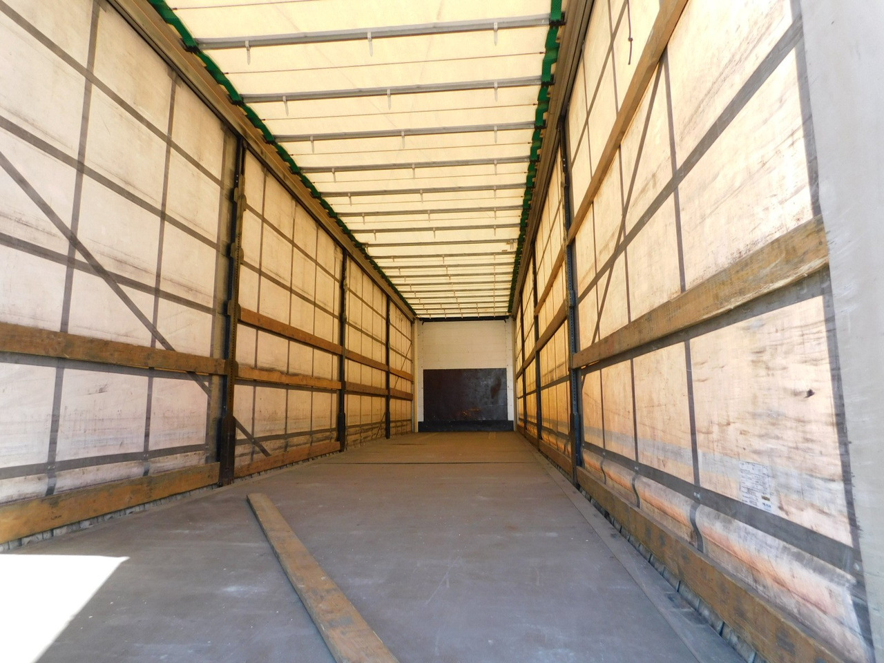 Wielton Ns3k - Gardintrailer: billede 5 Wielton Ns3k - Gardintrailer: billede 5