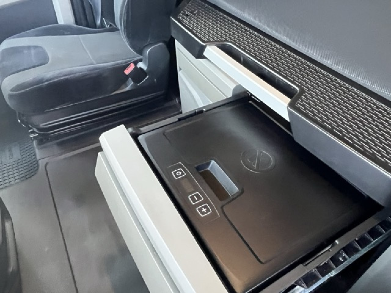 MAN TGX 18.510 4x2 BL SA Euro6 Retarder Klima ZV - Trækker: billede 4 MAN TGX 18.510 4x2 BL SA Euro6 Retarder Klima ZV - Trækker: billede 4