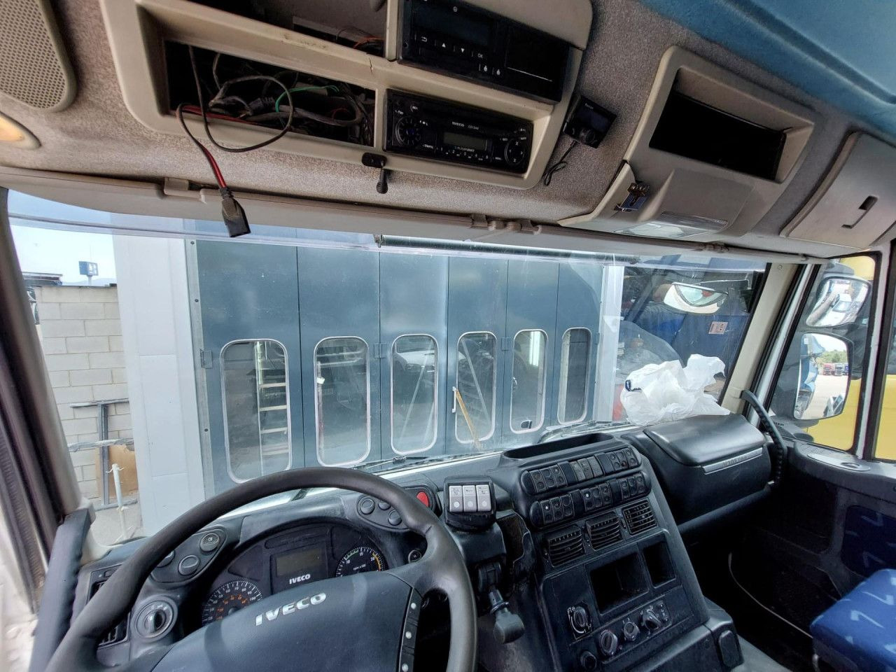 Leje en IVECO Trakker IVECO Trakker: billede 13