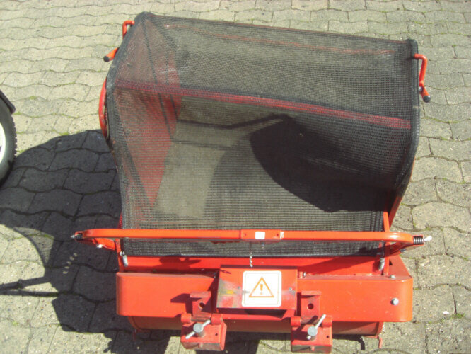 16 /102E/165 - Plæneklipper: billede 4 16 /102E/165 - Plæneklipper: billede 4