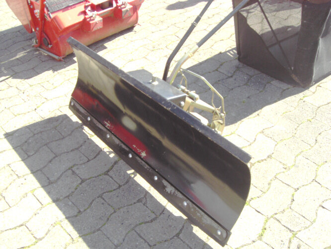 16 /102E/165 - Plæneklipper: billede 2 16 /102E/165 - Plæneklipper: billede 2