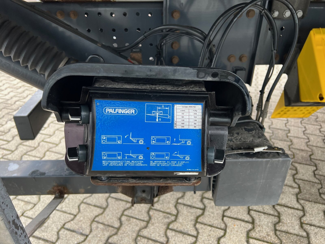 Kølevogn lastbil FE 280 4x2 FE 280 4x2, Stickstoffkühler/Nitrogen-Freezer/LBW MBB: billede 9 Kølevogn lastbil FE 280 4x2 FE 280 4x2, Stickstoffkühler/Nitrogen-Freezer/LBW MBB: billede 9