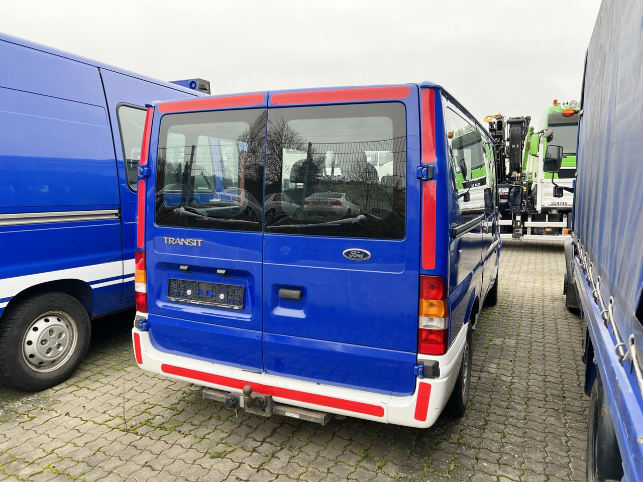 Ford Ford Transit 2,0 TDE 4x2 Ford Transit 2,0 TDE 4x2, EX-THW, 6 Sitze - Mandskabsbil: billede 4 Ford Ford Transit 2,0 TDE 4x2 Ford Transit 2,0 TDE 4x2, EX-THW, 6 Sitze - Mandskabsbil: billede 4