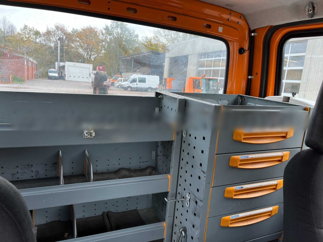 Iveco Daily 70C17 4x2 Doka Daily 70C17 4x2 Doka, EEV, Werkzeugschränke, City-Abroller - Lastbil kroghejs: billede 3 Iveco Daily 70C17 4x2 Doka Daily 70C17 4x2 Doka, EEV, Werkzeugschränke, City-Abroller - Lastbil kroghejs: billede 3