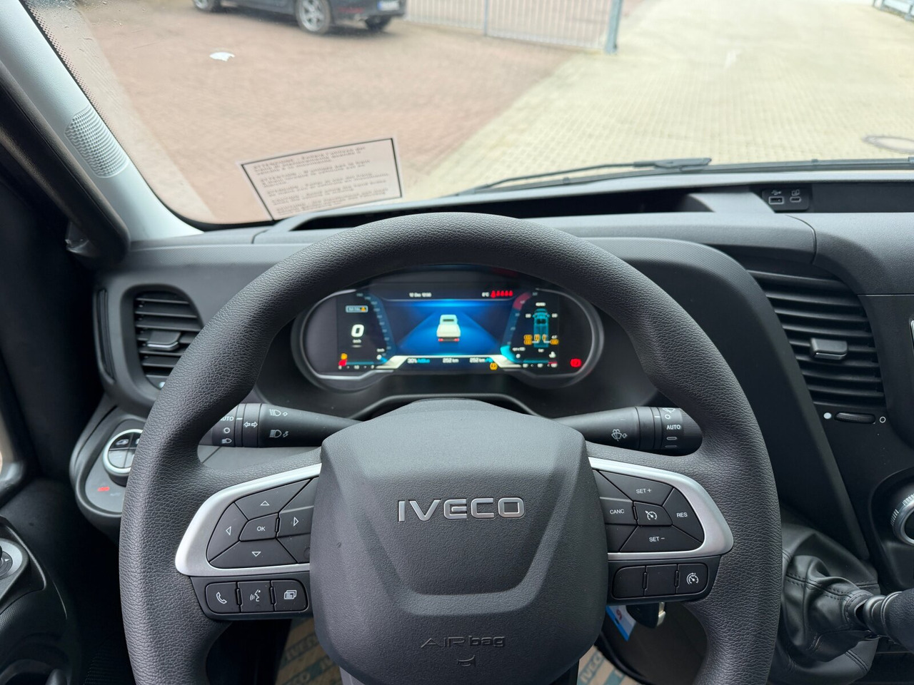 Iveco Daily 72C18H/P DK 4x2 Daily 72C18H/P DK 4x2, Nebenantrieb - Lastbil chassis: billede 3 Iveco Daily 72C18H/P DK 4x2 Daily 72C18H/P DK 4x2, Nebenantrieb - Lastbil chassis: billede 3