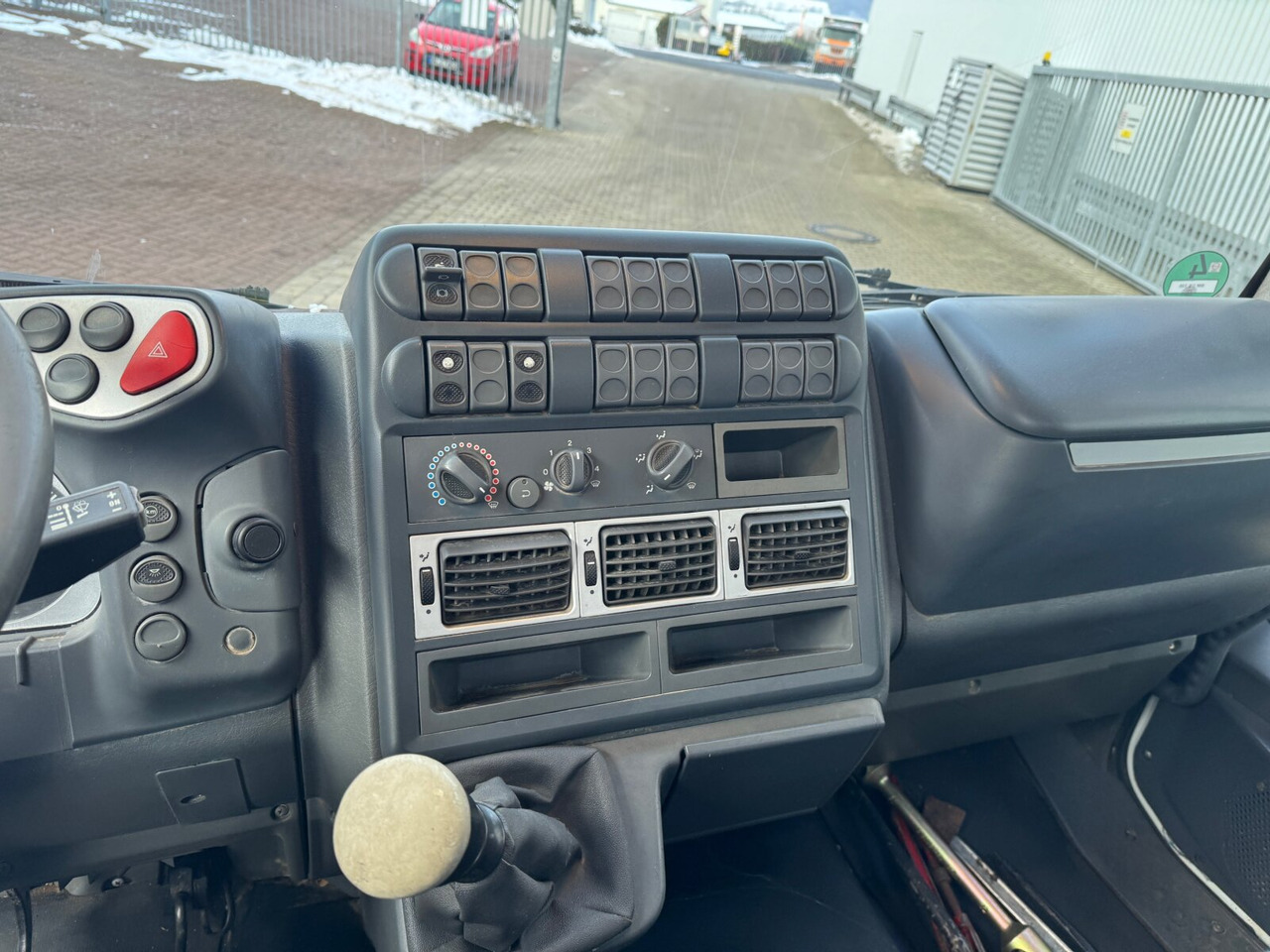 Iveco EuroCargo ML 80E18 K 4x2 EuroCargo ML 80E18 K 4x2 - Tipvogn lastbil: billede 3 Iveco EuroCargo ML 80E18 K 4x2 EuroCargo ML 80E18 K 4x2 - Tipvogn lastbil: billede 3