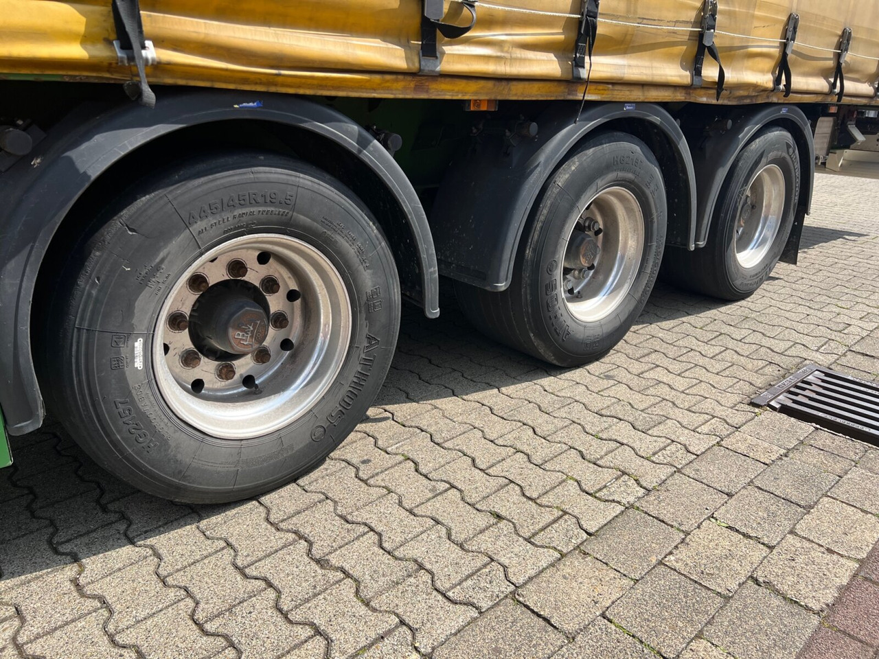 Krone SDP 27 eLCUQ-CS SDP 27 eLCUQ-CS, Coilmulde, Edscha-Verdeck, Hubdach, ca. 93m³ - Gardintrailer: billede 3 Krone SDP 27 eLCUQ-CS SDP 27 eLCUQ-CS, Coilmulde, Edscha-Verdeck, Hubdach, ca. 93m³ - Gardintrailer: billede 3