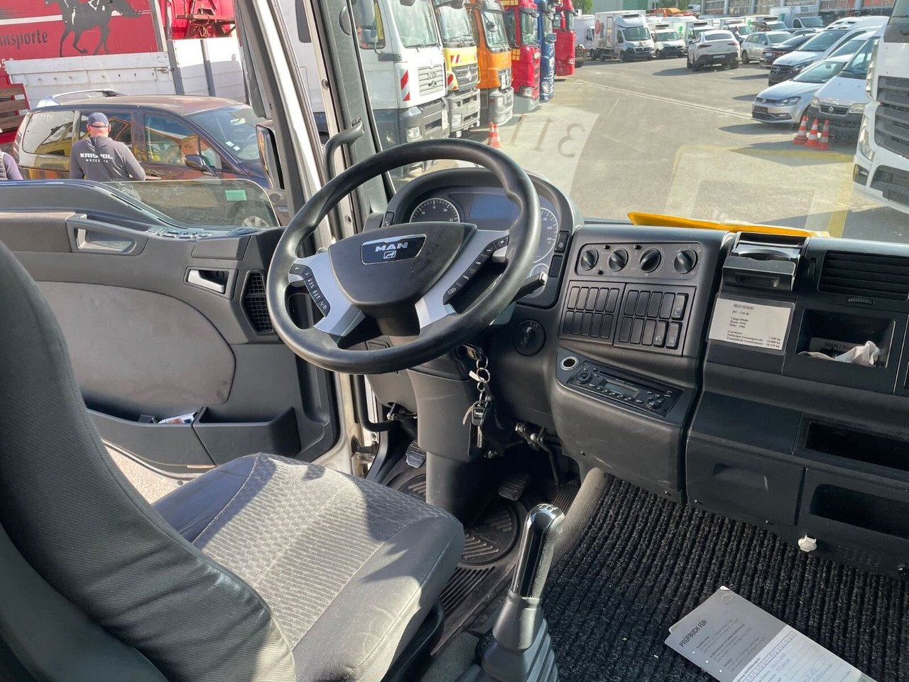 MAN TGM 18.330 4X2 LL TGM 18.330 4X2 LL, Fahrschulausstattung - Lastbil: billede 2 MAN TGM 18.330 4X2 LL TGM 18.330 4X2 LL, Fahrschulausstattung - Lastbil: billede 2