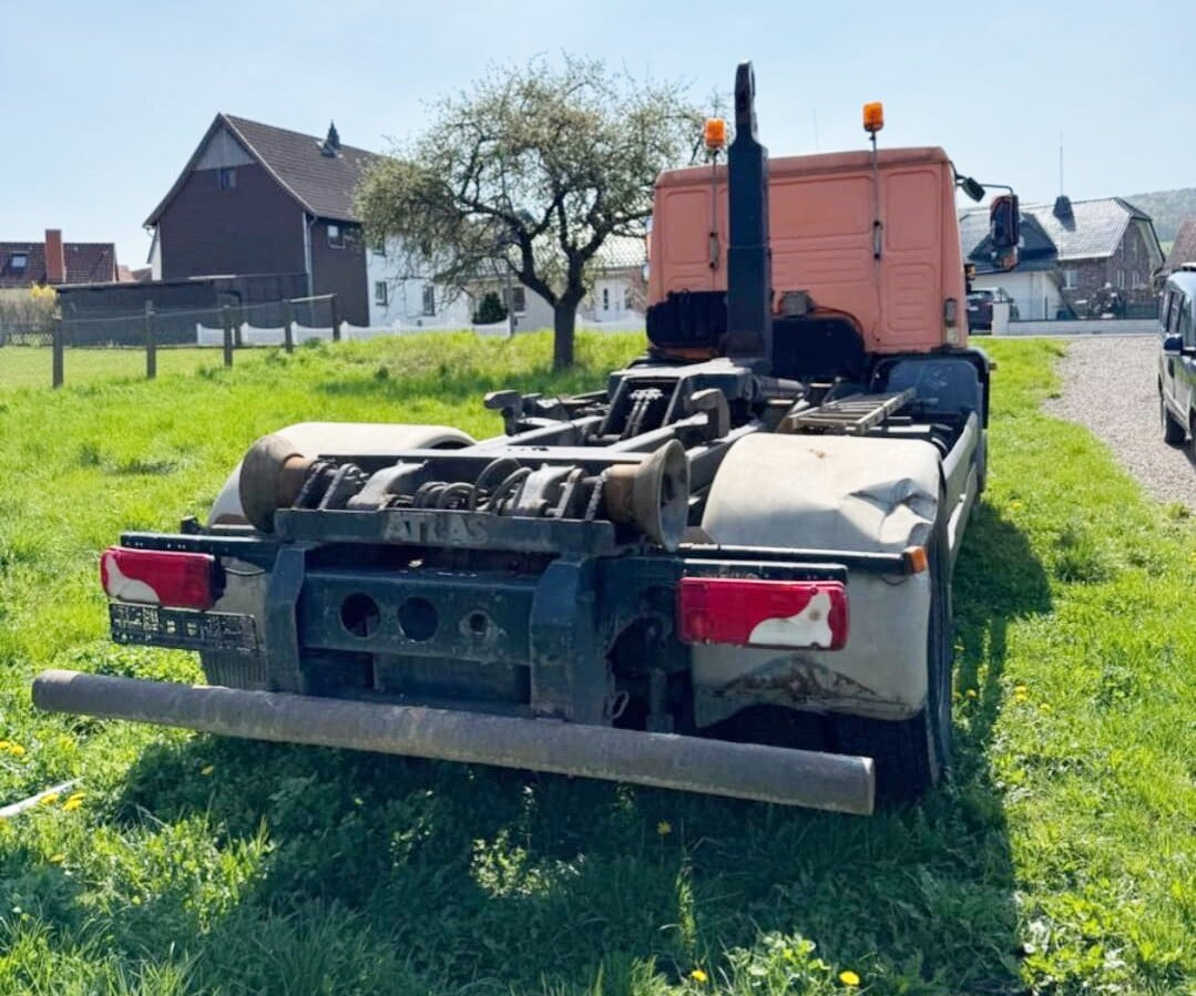 MAN LE 18.280 4x2 LL LE 18.280 4x2 LL, 6-Zylinder, Winterdienstausstattung - Lastbil kroghejs: billede 3 MAN LE 18.280 4x2 LL LE 18.280 4x2 LL, 6-Zylinder, Winterdienstausstattung - Lastbil kroghejs: billede 3