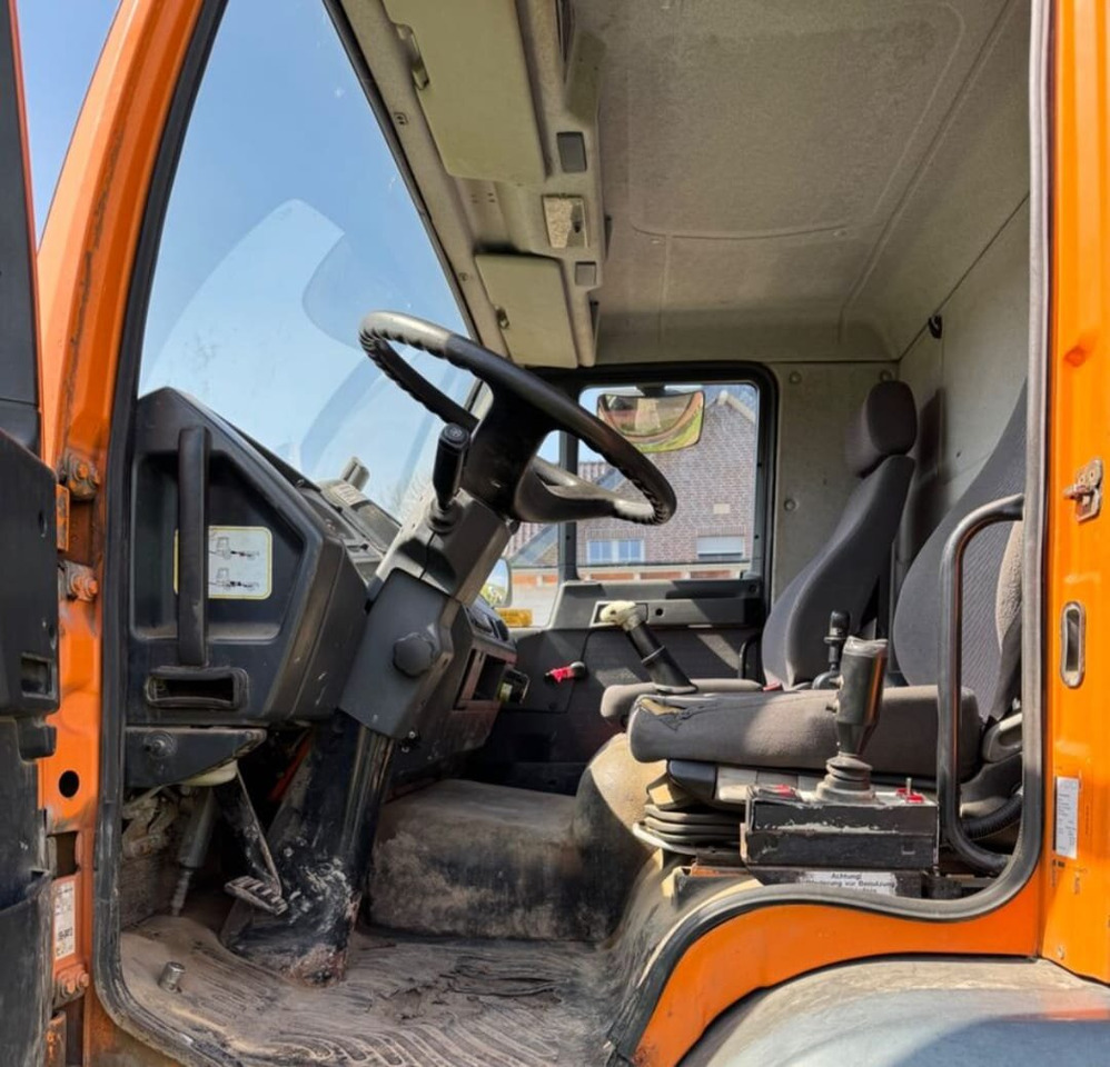 MAN LE 18.280 4x2 LL LE 18.280 4x2 LL, 6-Zylinder, Winterdienstausstattung - Lastbil kroghejs: billede 5 MAN LE 18.280 4x2 LL LE 18.280 4x2 LL, 6-Zylinder, Winterdienstausstattung - Lastbil kroghejs: billede 5