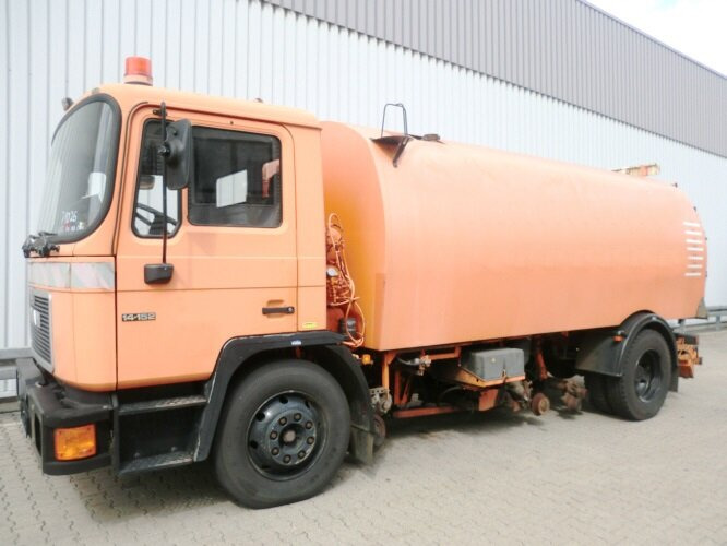 MAN M03 14.152 4x2 M03 14.152 4x2, Schienenkehrmaschine - Fejebil: billede 1 MAN M03 14.152 4x2 M03 14.152 4x2, Schienenkehrmaschine - Fejebil: billede 1