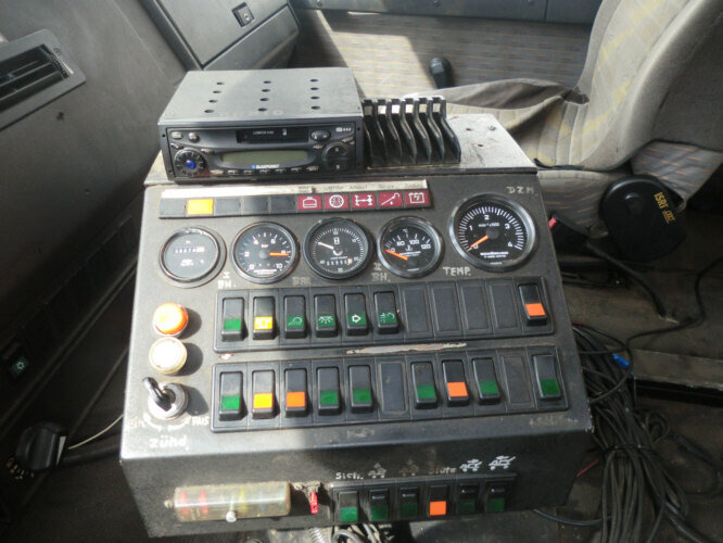 MAN M03 14.152 4x2 M03 14.152 4x2, Schienenkehrmaschine - Fejebil: billede 2 MAN M03 14.152 4x2 M03 14.152 4x2, Schienenkehrmaschine - Fejebil: billede 2