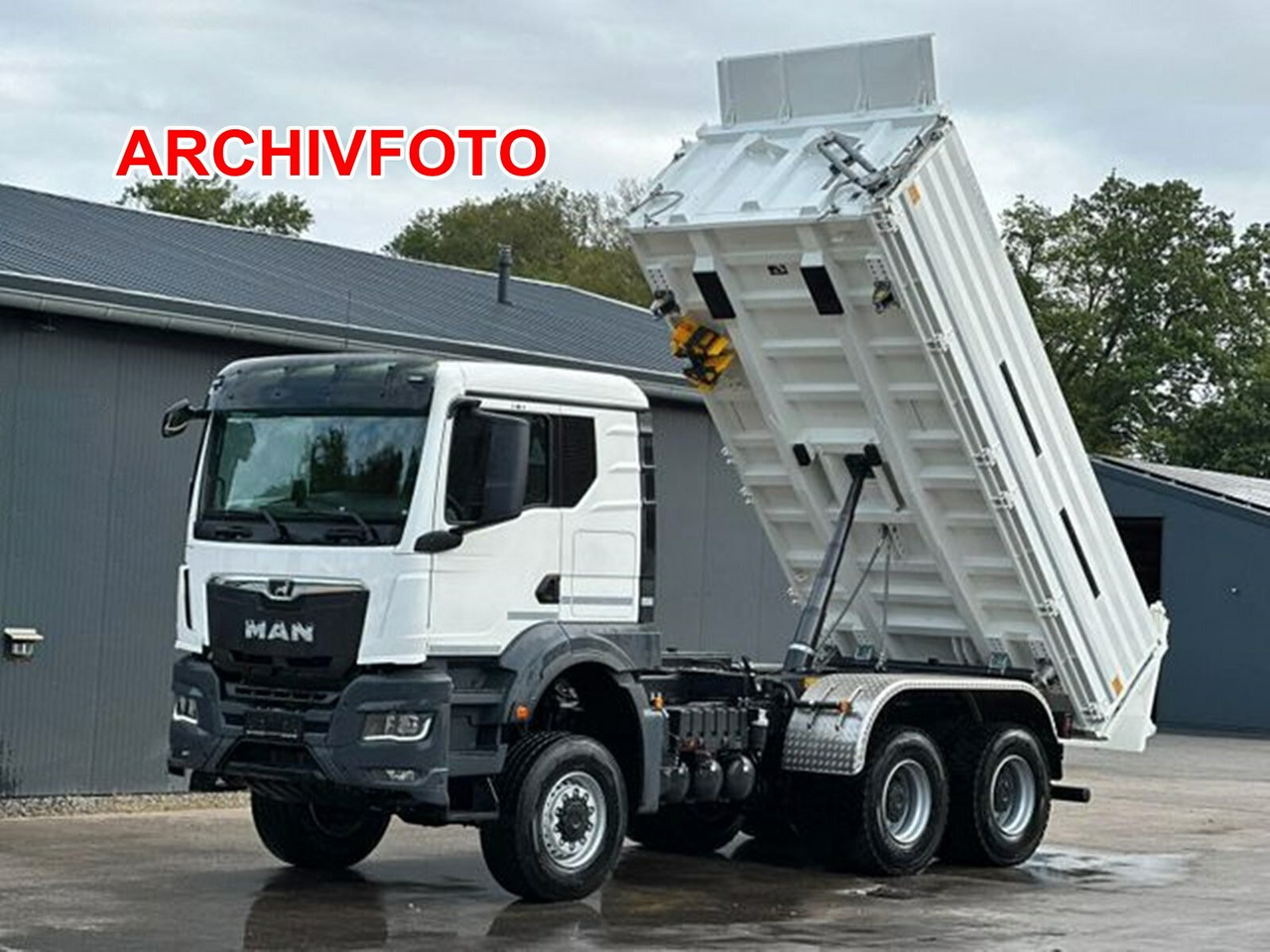 MAN TGS 26.470 6x6 BB TGS 26.470 6x6 BB, Hohe Bauart, Navi, Motorabtrieb, Bordmatik - Tipvogn lastbil: billede 1 MAN TGS 26.470 6x6 BB TGS 26.470 6x6 BB, Hohe Bauart, Navi, Motorabtrieb, Bordmatik - Tipvogn lastbil: billede 1
