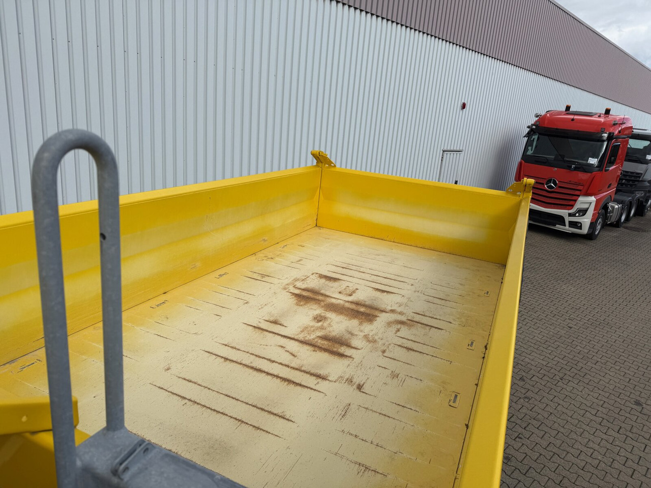 MAN TGS 26.470 6x6 BB TGS 26.470 6x6 BB, Hohe Bauart, Navi, Motorabtrieb, Bordmatik - Tipvogn lastbil: billede 3 MAN TGS 26.470 6x6 BB TGS 26.470 6x6 BB, Hohe Bauart, Navi, Motorabtrieb, Bordmatik - Tipvogn lastbil: billede 3