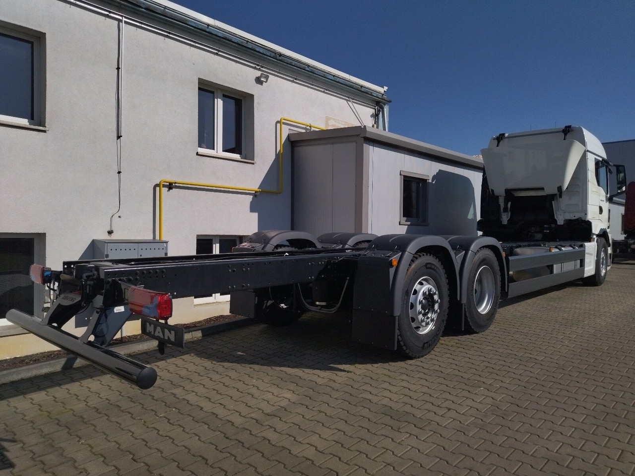 MAN TGS 26.480 6x2-4 LL TGS 26.480 6x2-4 LL, Retarder, Lenk-/Liftachse, Standklima - Lastbil chassis: billede 2 MAN TGS 26.480 6x2-4 LL TGS 26.480 6x2-4 LL, Retarder, Lenk-/Liftachse, Standklima - Lastbil chassis: billede 2