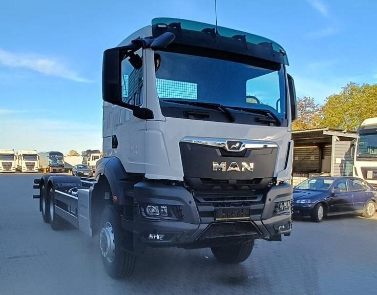 MAN TGS 33.440 6x6 BB CH TGS 33.440 6x6 BB CH, Hohe Bauart, Nebenantrieb - Lastbil chassis: billede 3 MAN TGS 33.440 6x6 BB CH TGS 33.440 6x6 BB CH, Hohe Bauart, Nebenantrieb - Lastbil chassis: billede 3